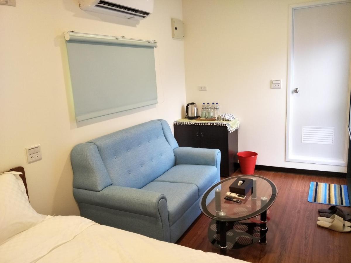 Tea King Container Bed & Breakfast Yuchi Exterior photo