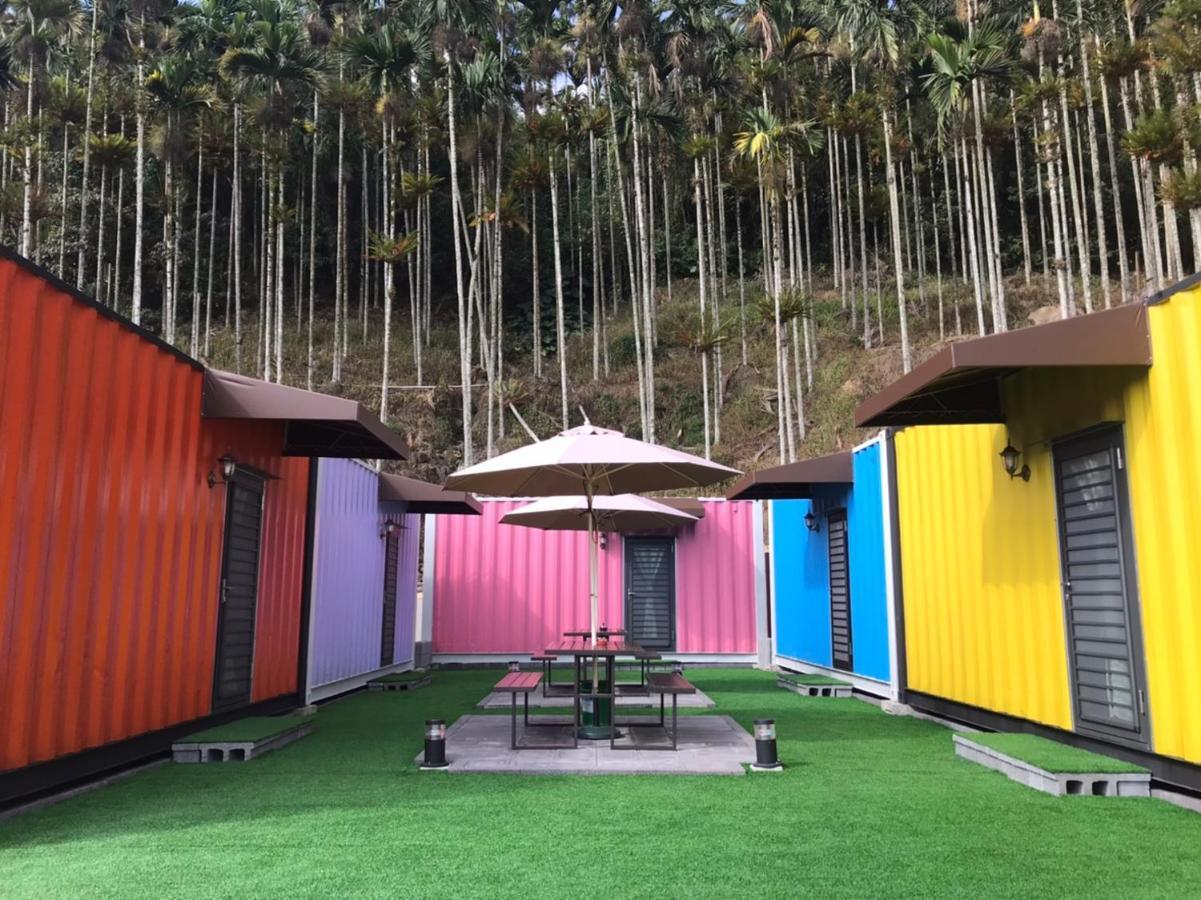 Tea King Container Bed & Breakfast Yuchi Exterior photo